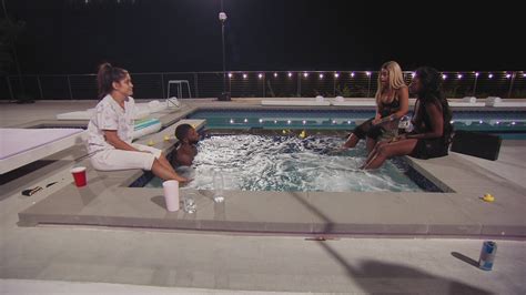 Beaches Season 2 .